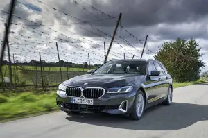 BMW Serie 5 2020 - Nuove foto ufficiali