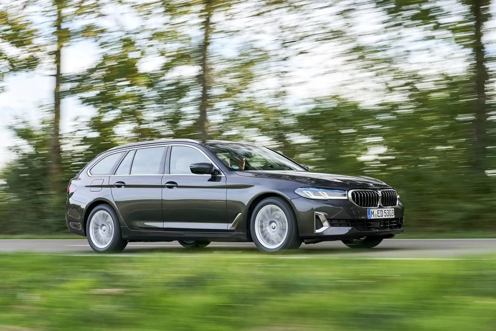 BMW Serie 5 2020 - Nuove foto ufficiali - 29