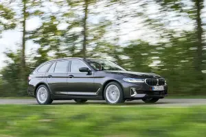 BMW Serie 5 2020 - Nuove foto ufficiali