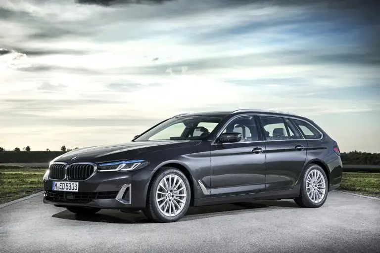 BMW Serie 5 2020 - Nuove foto ufficiali - 5