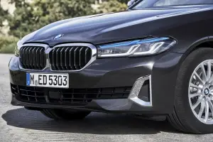 BMW Serie 5 2020 - Nuove foto ufficiali
