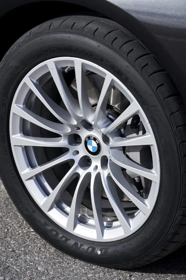 BMW Serie 5 2020 - Nuove foto ufficiali - 44