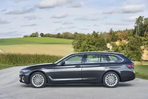 BMW Serie 5 2020 - Nuove foto ufficiali