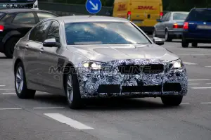 BMW Serie 5 facelift 2013 - Foto spia 7-11-2012 - 1