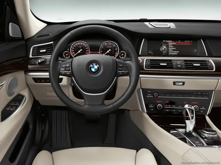 BMW Serie 5 Gran Turismo - 2014 - 15