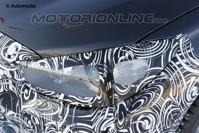 BMW Serie 5 GT 2014 - Foto spia 09-02-2013 - 7