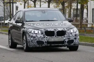 BMW Serie 5 GT facelift 2013 - Foto spia 13-11-2012 - 1