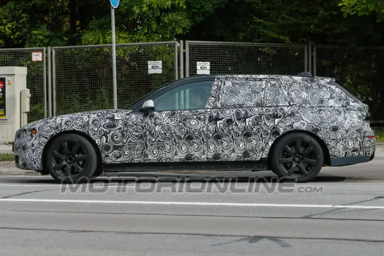 BMW Serie 5 MY 2016 - Foto spia 06-11-2013 - 5