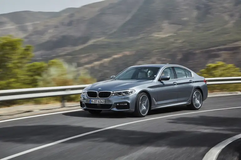 BMW Serie 5 MY 2017 - 30