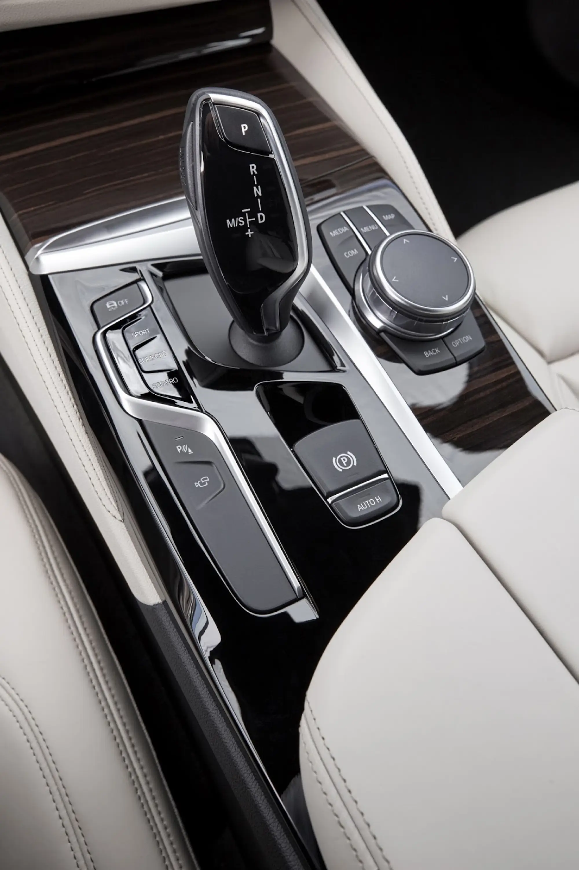 BMW Serie 5 MY 2017 - 59