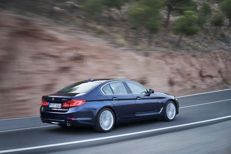 BMW Serie 5 MY 2017 - 85