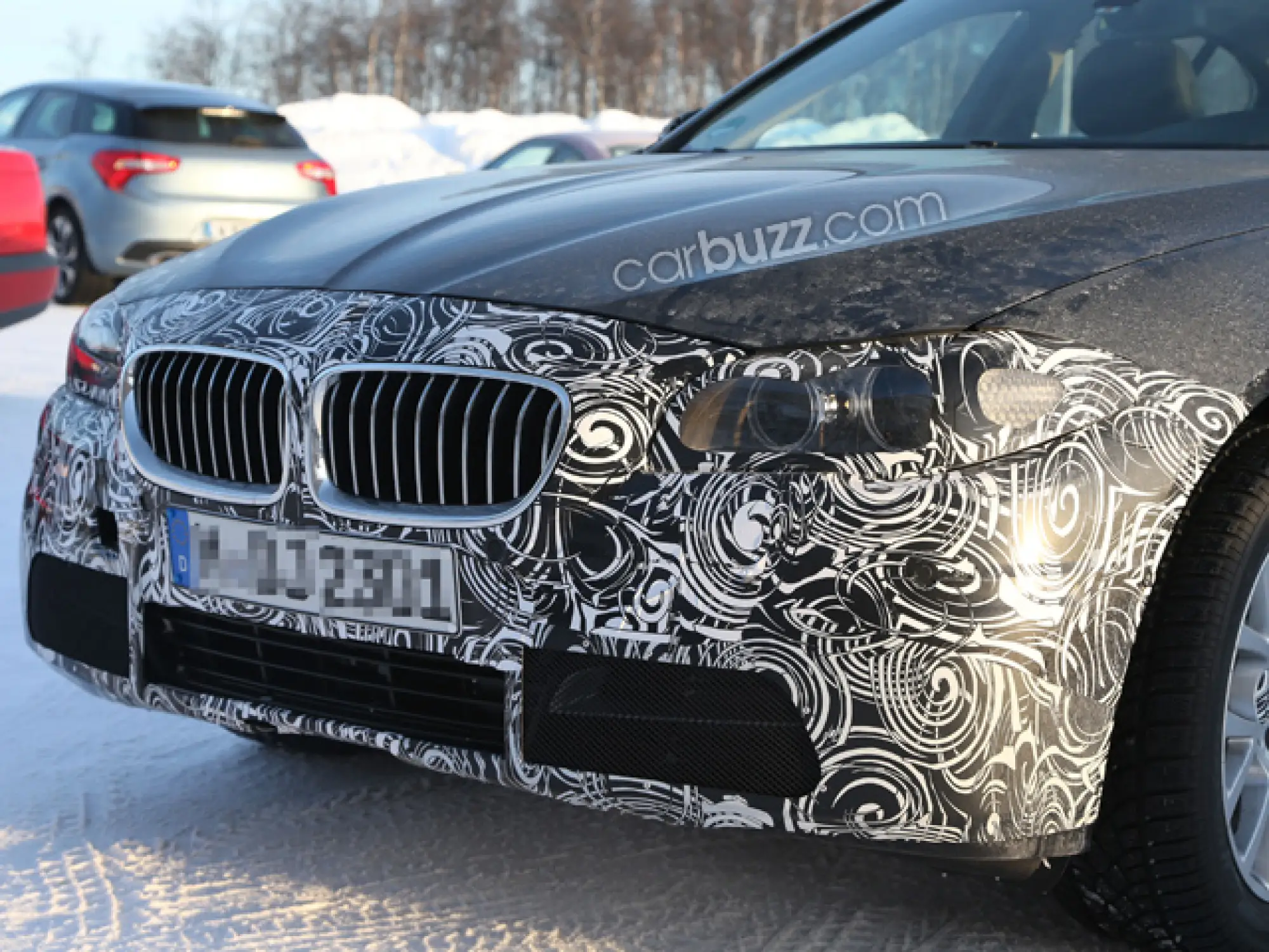 BMW Serie 5 Plug-in Hybrid - Foto Spia - 3
