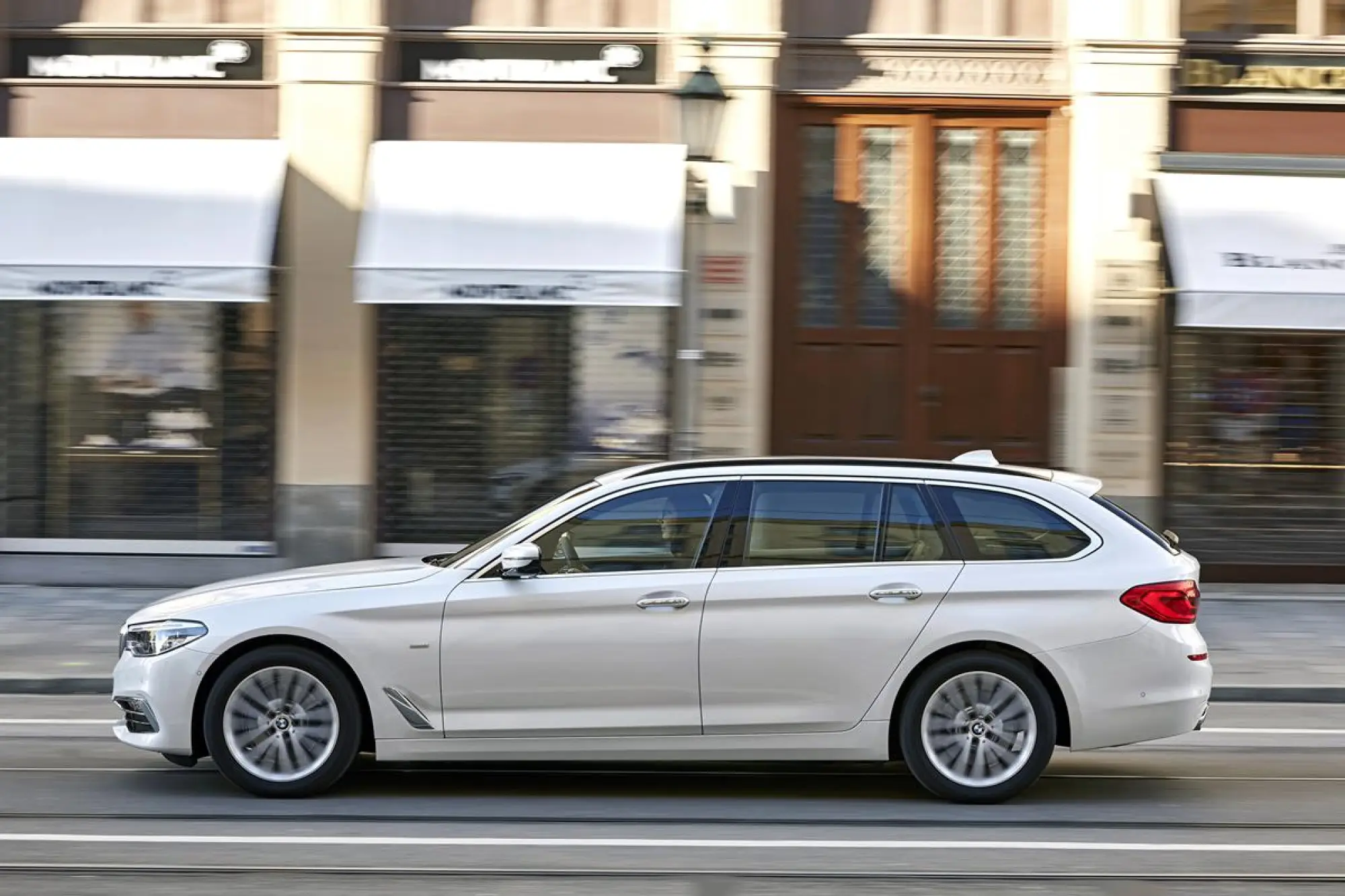 BMW Serie 5 Touring 2017 - 31
