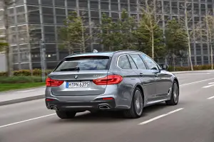 BMW Serie 5 Touring 2017 - 61