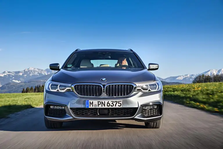 BMW Serie 5 Touring 2017 - 73