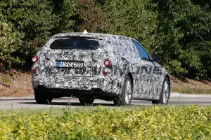 BMW Serie 5 Touring MY 2017 - Foto spia 04-08-2015