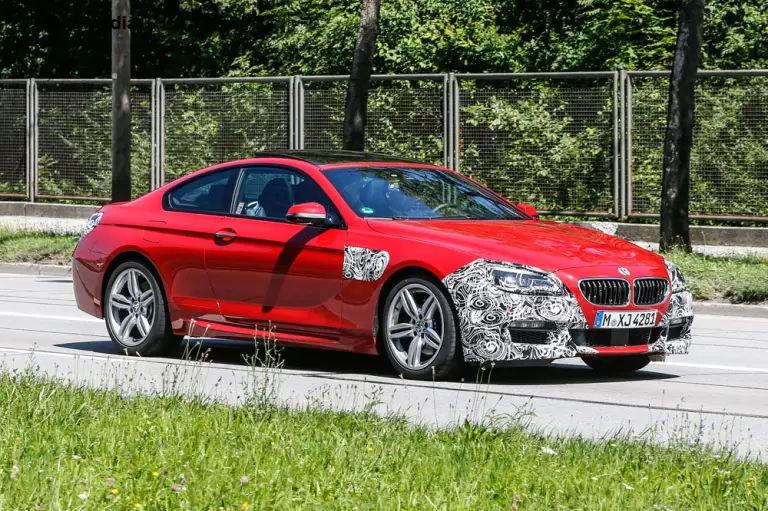 BMW Serie 6 - foto spia (agosto 2014) - 2