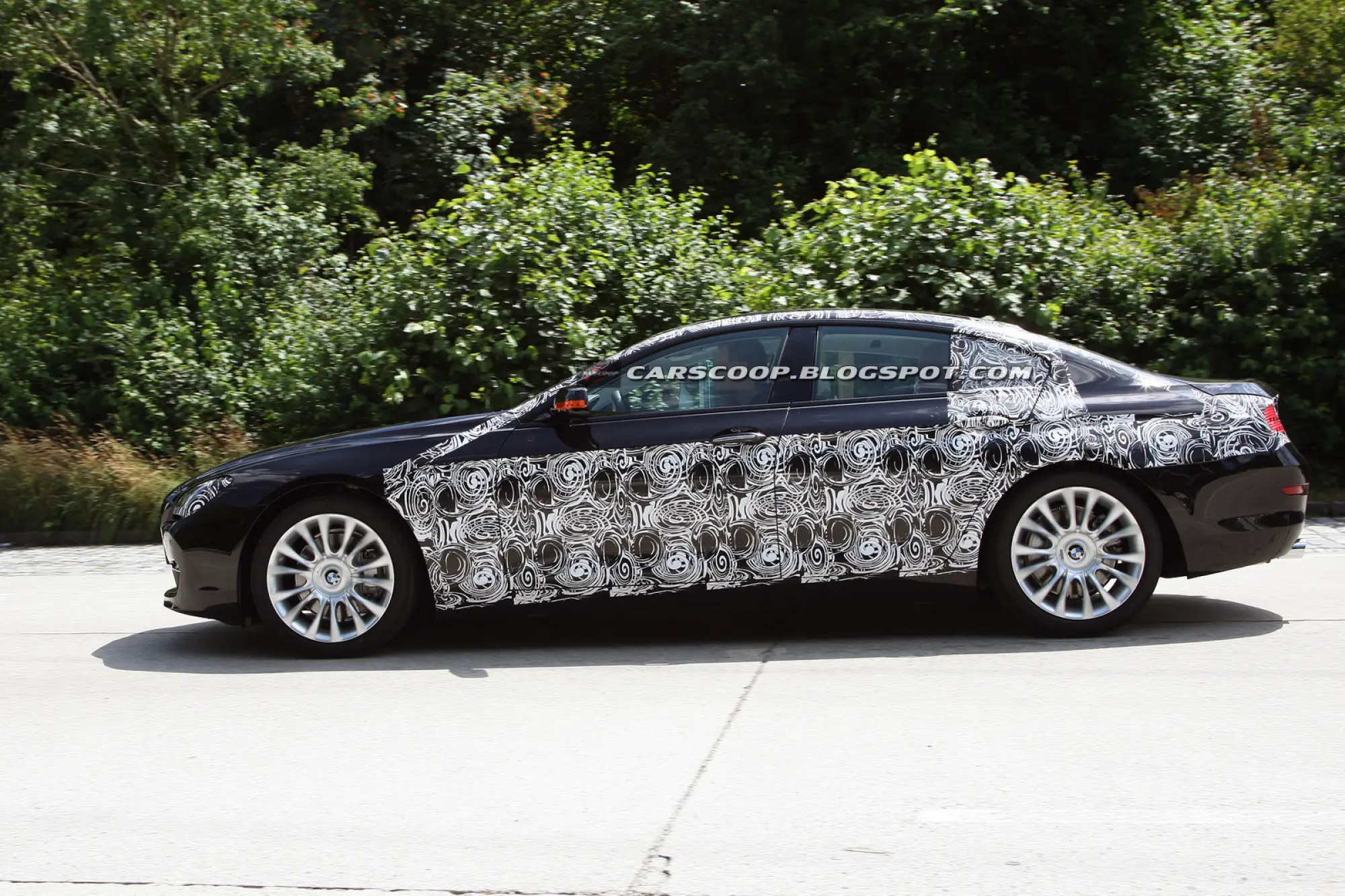 BMW Serie 6 Gran Coupé 2012 foto spia - 4