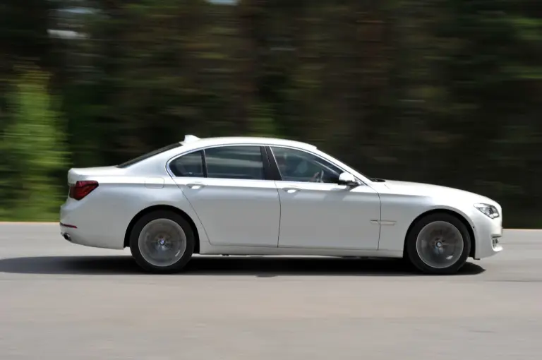 BMW Serie 7 2012 - Foto ufficiali - 6