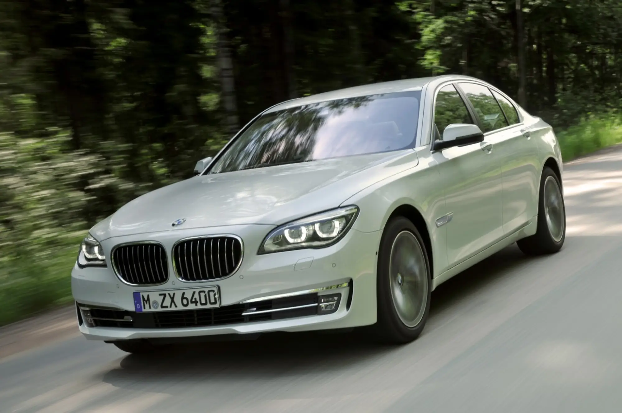 BMW Serie 7 2012 - Foto ufficiali - 11