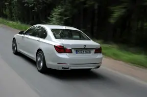 BMW Serie 7 2012 - Foto ufficiali - 12