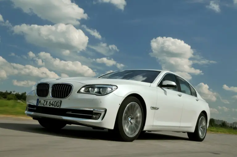 BMW Serie 7 2012 - Foto ufficiali - 15