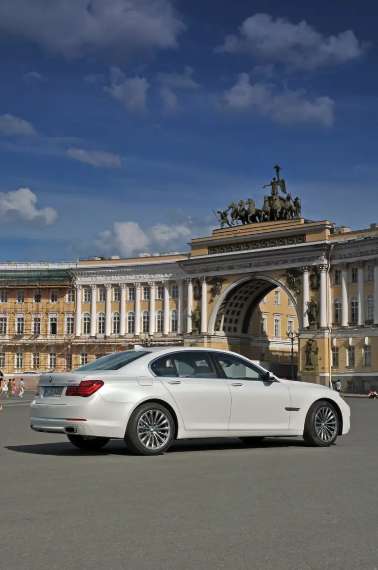 BMW Serie 7 2012 - Foto ufficiali - 30