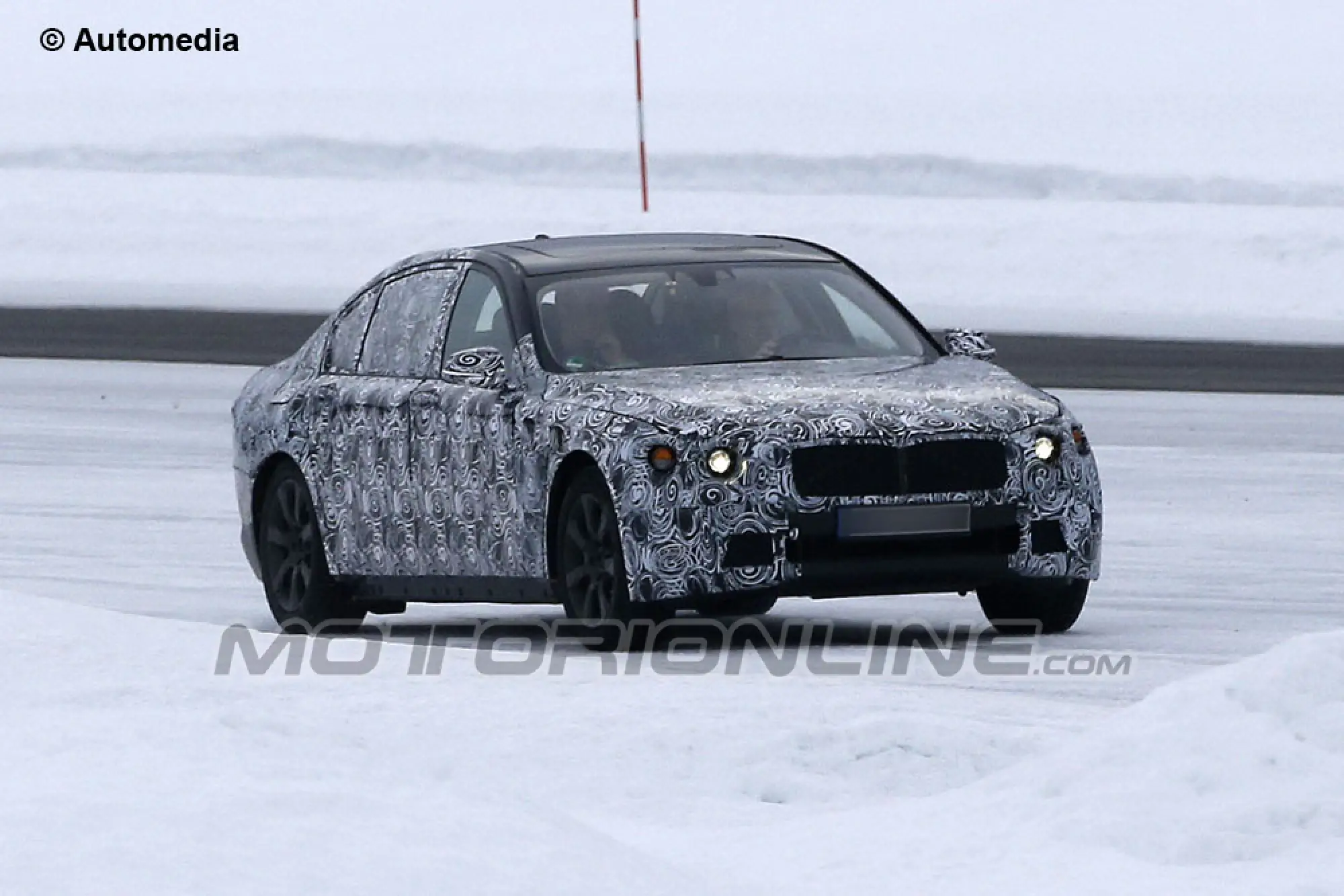 BMW Serie 7 2016 - Foto Spia - 1