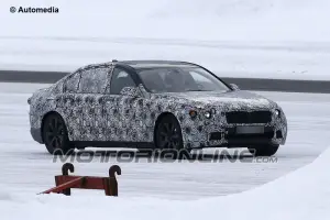 BMW Serie 7 2016 - Foto Spia - 2