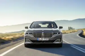 BMW Serie 7 2020 - foto  - 3