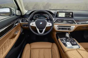 BMW Serie 7 2020 - foto  - 10