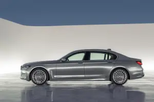 BMW Serie 7 2020 - foto  - 25