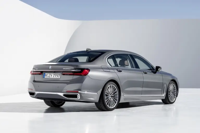BMW Serie 7 2020 - foto  - 31
