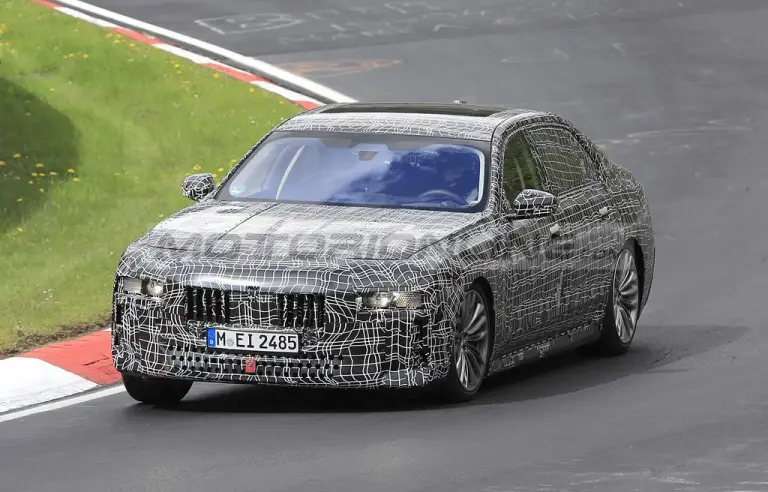 BMW Serie 7 2022 - Foto spia 20-05-2021 - 1