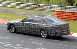 BMW Serie 7 2022 - Foto spia 20-05-2021