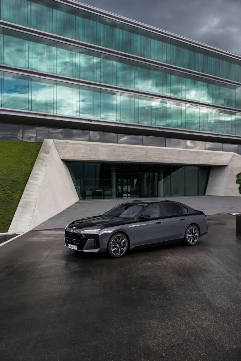 BMW Serie 7 2023 nuove varianti - Foto - 24