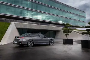 BMW Serie 7 2023 nuove varianti - Foto