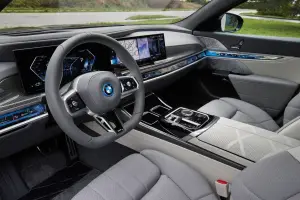 BMW Serie 7 2023 nuove varianti - Foto