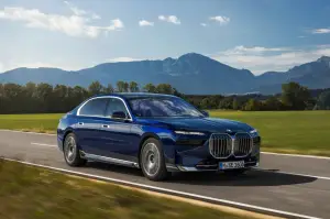 BMW Serie 7 2023 nuove varianti - Foto