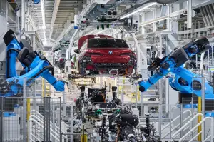 BMW Serie 7 2023 - Produzione Dingolfing