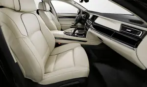 BMW Serie 7 Exclusive Edition - 2