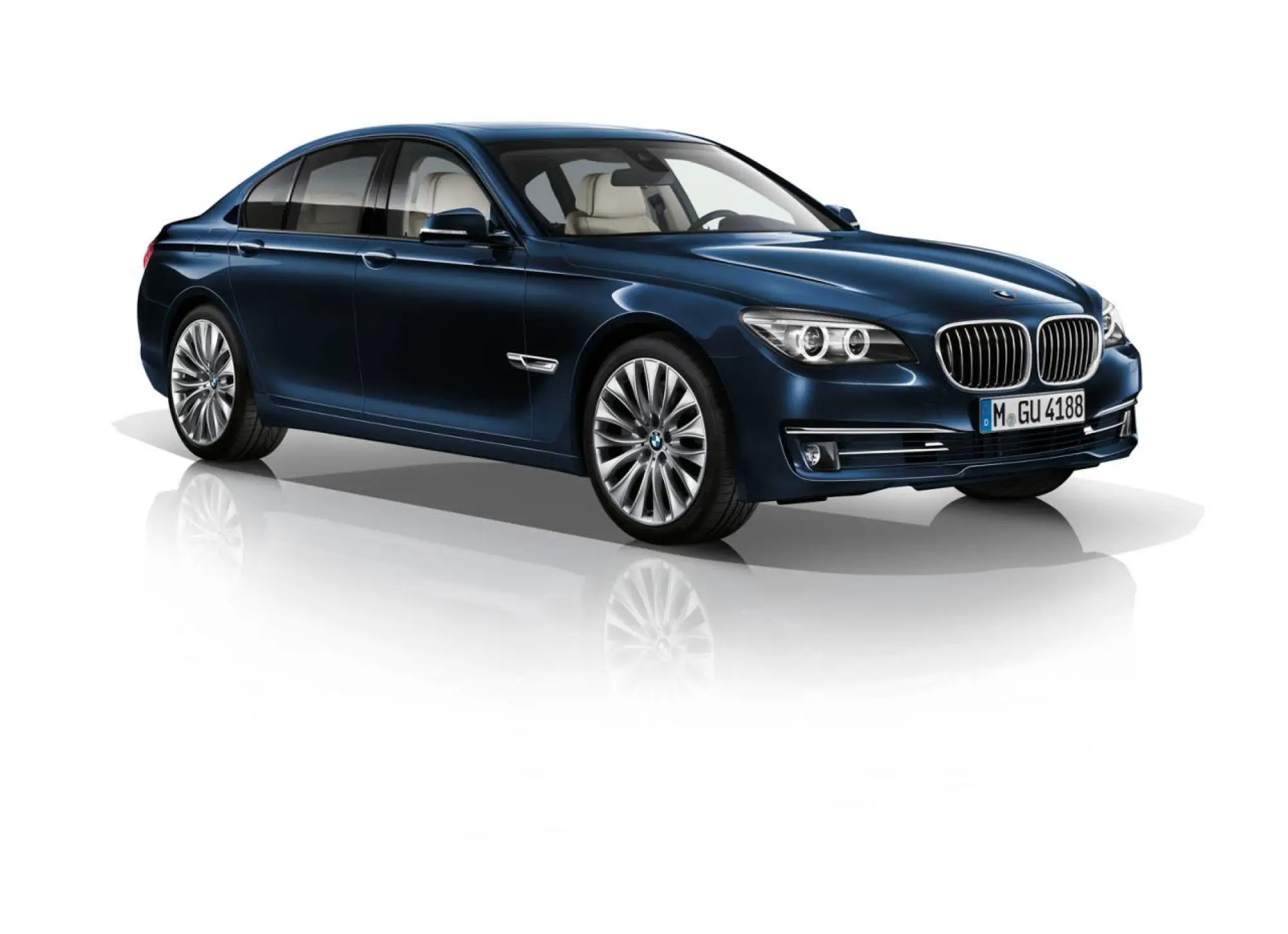 BMW Serie 7 Exclusive Edition - 4