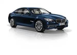 BMW Serie 7 Exclusive Edition - 4