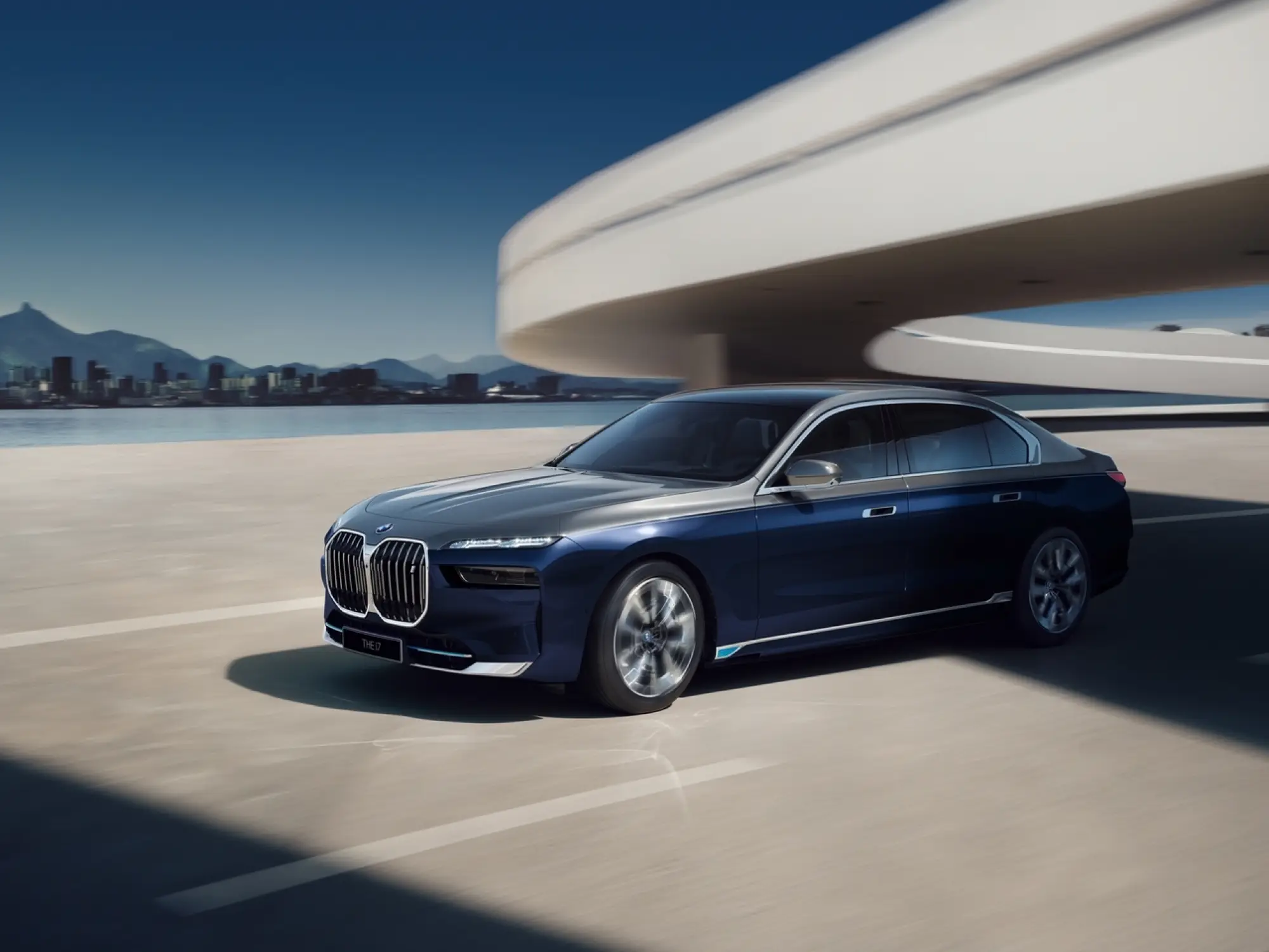 BMW Serie 7 First Edition 2023 - Foto - 7