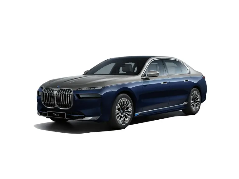 BMW Serie 7 First Edition 2023 - Foto - 13