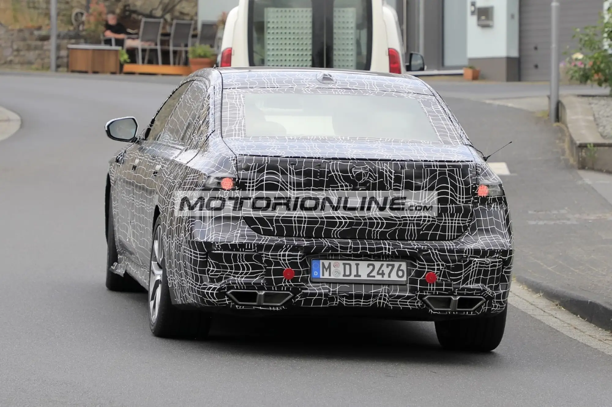 BMW Serie 7 - Foto spia 16-6-2021 - 10