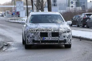 BMW Serie 7 foto spia 22-3-2018 - 9