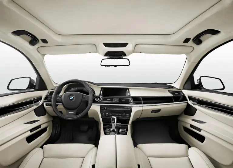 BMW Serie 7 Individual Final Edition - 3