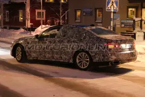 BMW Serie 7 MY 2016 - Foto spia 15-01-2015 - 6