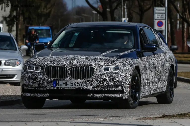 BMW Serie 7 MY 2016 - Foto spia 27-03-2015 - 2
